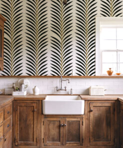 Modern Tropical Palm Leaf Wallpaper - Image 3