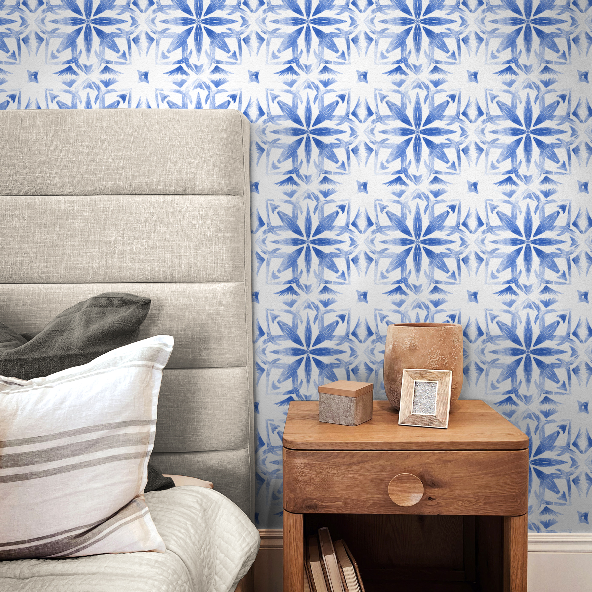 Blue Watercolor Moroccan Tile Wallpaper – Mediterranean Coastal Design